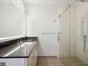 88 V Street SW PH1, Washington DC 20024