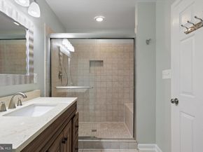 13210 Fox Ripple Ln Lane, Herndon VA 20171