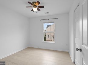 13210 Fox Ripple Ln Lane, Herndon VA 20171