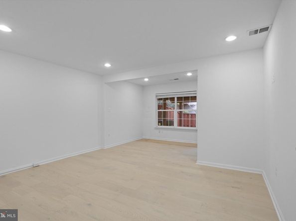 13210 Fox Ripple Ln Lane, Herndon VA 20171