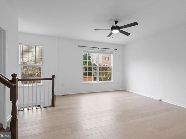 13210 Fox Ripple Ln Lane, Herndon VA 20171