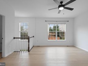 13210 Fox Ripple Ln Lane, Herndon VA 20171