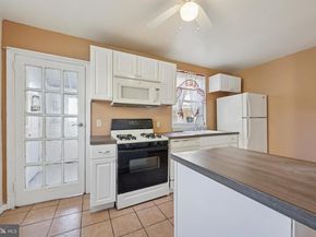 107 S Keystone Avenue, Upper Darby PA 19082