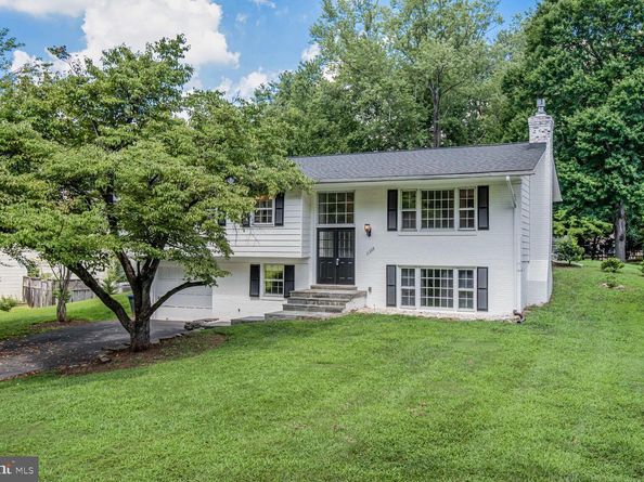11733 Ambleside Drive, Potomac MD 20854