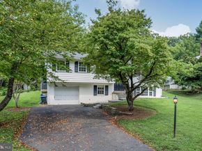 11733 Ambleside Drive, Potomac MD 20854