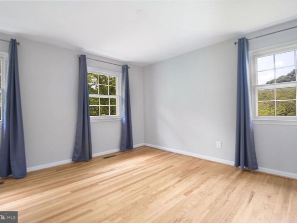 11733 Ambleside Drive, Potomac MD 20854