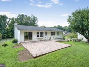 11733 Ambleside Drive, Potomac MD 20854