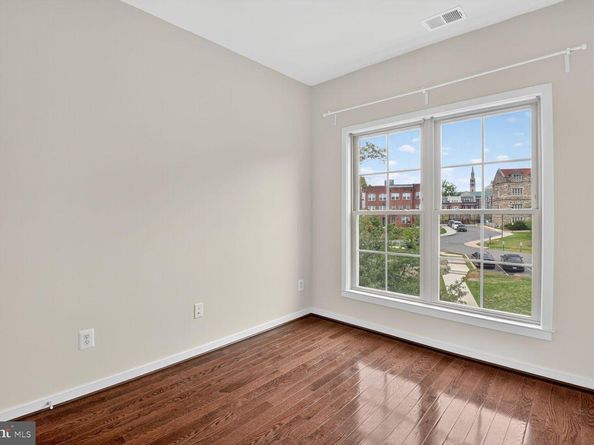 2855 Chancellors Way NE, Washington DC 20017