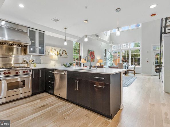1610 N Queen Street 211, Arlington VA 22209