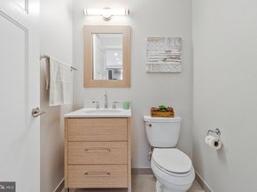 1610 N Queen Street 211, Arlington VA 22209