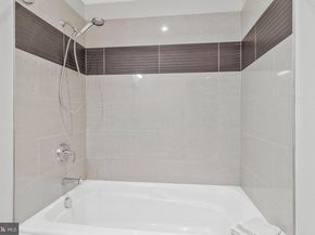 1610 N Queen Street 211, Arlington VA 22209