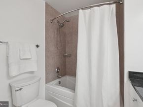 820 N Pollard Street 914, Arlington VA 22203