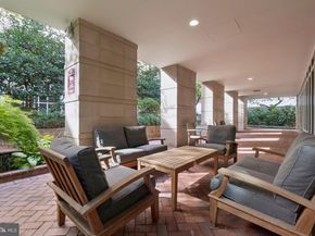 820 N Pollard Street 914, Arlington VA 22203