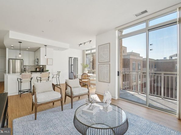 820 N Pollard Street 914, Arlington VA 22203