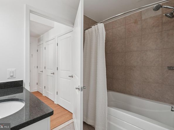 820 N Pollard Street 914, Arlington VA 22203