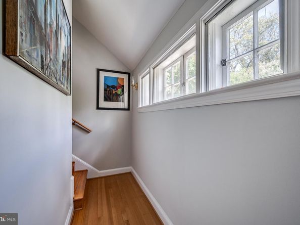 2460 N Utah Street, Arlington VA 22207