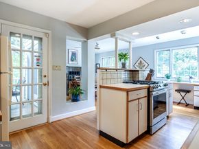 2460 N Utah Street, Arlington VA 22207