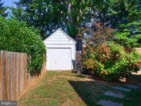 11 Shirley Road, Narberth PA 19072