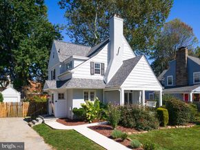 11 Shirley Road, Narberth PA 19072