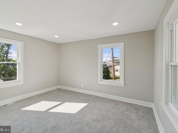 4914 22nd Street N, Arlington VA 22207
