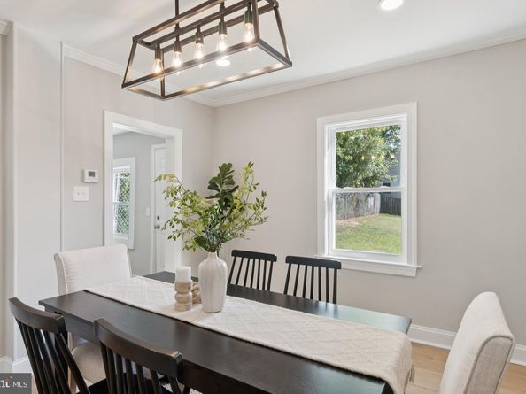 4914 22nd Street N, Arlington VA 22207