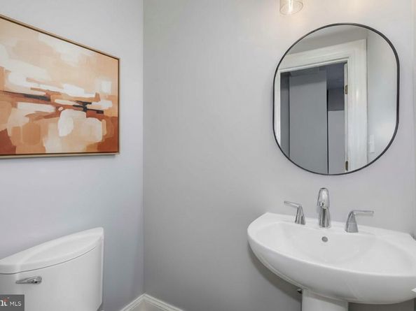 1212 M Street NW 401, Washington DC 20005