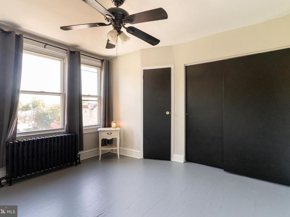 401 E Sharpnack Street, Philadelphia PA 19119