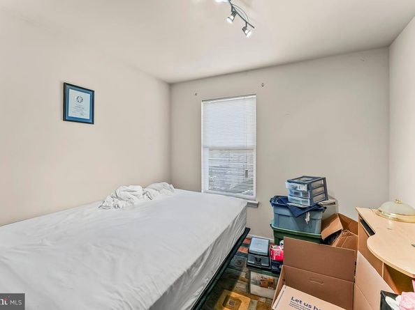 1416 N Gratz Street, Philadelphia PA 19121