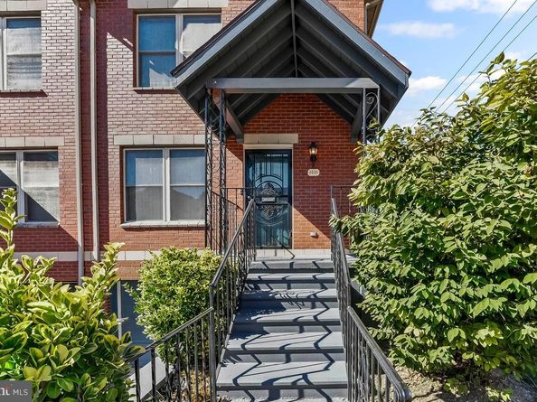 1416 N Gratz Street, Philadelphia PA 19121