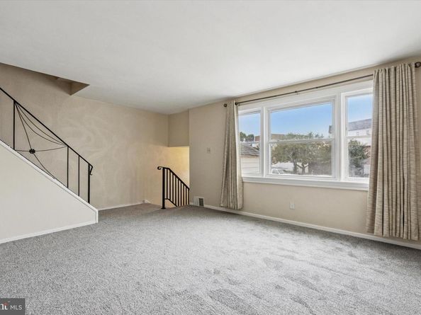 3627 N Hereford Lane, Philadelphia PA 19114