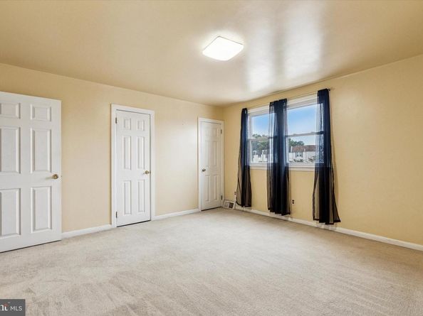 3627 N Hereford Lane, Philadelphia PA 19114