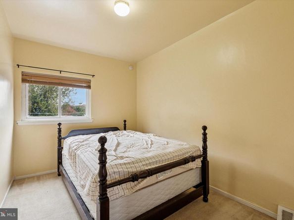 3627 N Hereford Lane, Philadelphia PA 19114