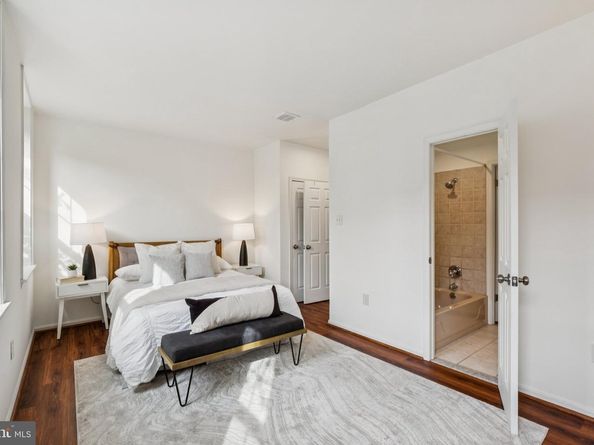 755 S 3rd Street A, Philadelphia PA 19147