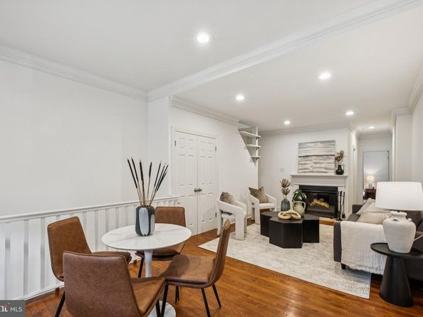 755 S 3rd Street A, Philadelphia PA 19147