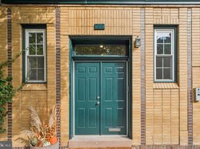 755 S 3rd Street A, Philadelphia PA 19147