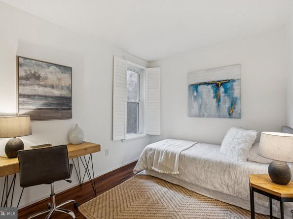 755 S 3rd Street A, Philadelphia PA 19147