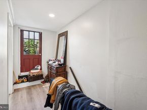 1709 Christian Street, Philadelphia PA 19146