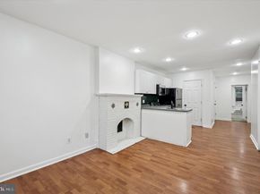 1709 Christian Street, Philadelphia PA 19146