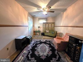 2109 S Lowell Street, Arlington VA 22204