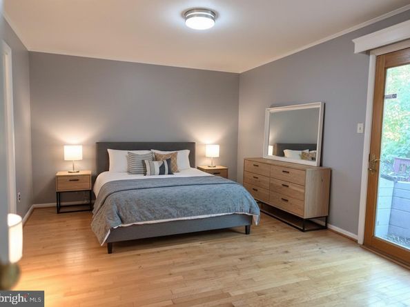 2109 S Lowell Street, Arlington VA 22204