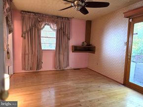 2109 S Lowell Street, Arlington VA 22204