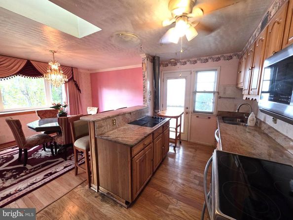 2109 S Lowell Street, Arlington VA 22204