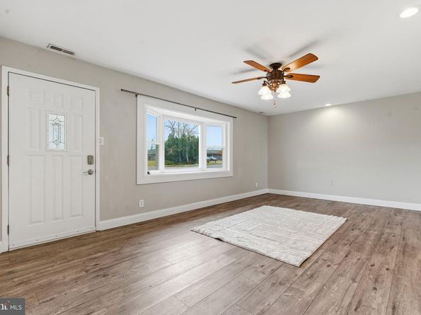 831 Trenton Road, Fairless Hills PA 19030