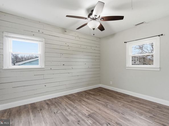 831 Trenton Road, Fairless Hills PA 19030