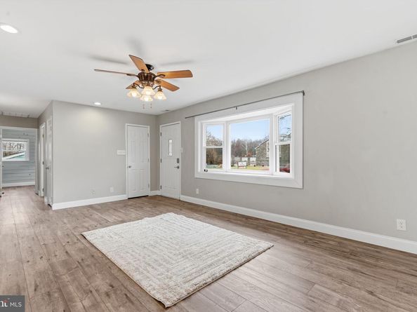 831 Trenton Road, Fairless Hills PA 19030