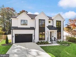 5804 Ridgefield Road, Bethesda MD 20816