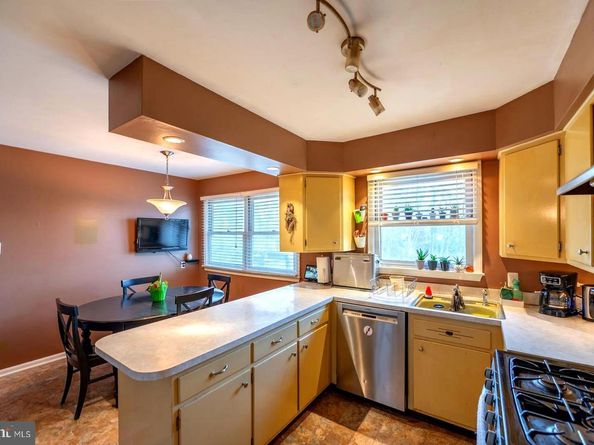 1354 Wentz Drive, Fort Washington PA 19034