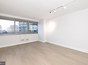 2401 Pennsylvania Avenue 3A10, Philadelphia PA 19130