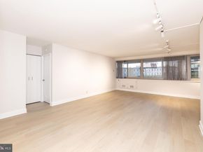 2401 Pennsylvania Avenue 3A10, Philadelphia PA 19130