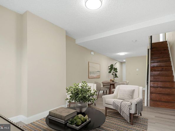 1519 W Thompson Street, Philadelphia PA 19121